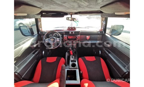 Sayi Imported Toyota FJ Cruiser Black Mota in Import - Dubai a Ashanti Sayi Imported Toyota FJ Cruiser Black Mota in Import - Dubai a Ashanti