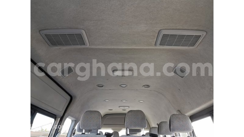 Big with watermark toyota hiace ashanti import dubai 17829