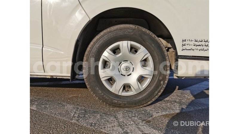 Big with watermark toyota hiace ashanti import dubai 17829