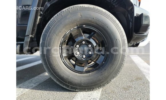 Sayi Imported Toyota FJ Cruiser Black Mota in Import - Dubai a Ashanti Sayi Imported Toyota FJ Cruiser Black Mota in Import - Dubai a Ashanti