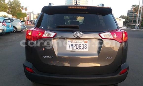 Buy Used Toyota RAV4 Beige Car in Accra in Greater Accra Buy Used Toyota RAV4 Beige Car in Accra in Greater Accra