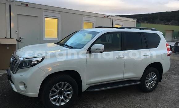 Buy Used Toyota Land Cruiser Prado White Car in Accra in Greater Accra Buy Used Toyota Land Cruiser Prado White Car in Accra in Greater Accra