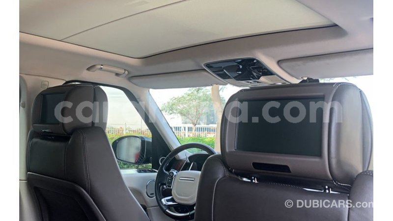 Big with watermark land rover range rover ashanti import dubai 17844