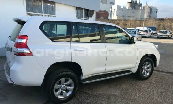 Buy Used Toyota Land Cruiser Prado White Car in Accra in Greater Accra Buy Used Toyota Land Cruiser Prado White Car in Accra in Greater Accra