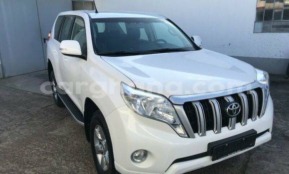 Buy Used Toyota Land Cruiser Prado White Car in Accra in Greater Accra Buy Used Toyota Land Cruiser Prado White Car in Accra in Greater Accra