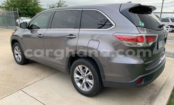 Ra Àlòkù Toyota Highlander Alagara Ọkọ̀ in Accra ni Greater Accra Ra Àlòkù Toyota Highlander Alagara Ọkọ̀ in Accra ni Greater Accra