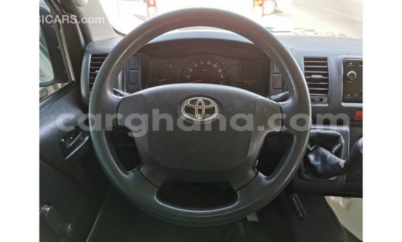 Ra Imported Toyota Hiace funfun Ọkọ̀ in Import - Dubai ni Ashanti Ra Imported Toyota Hiace funfun Ọkọ̀ in Import - Dubai ni Ashanti