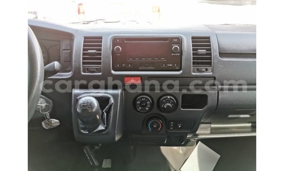 Ra Imported Toyota Hiace funfun Ọkọ̀ in Import - Dubai ni Ashanti Ra Imported Toyota Hiace funfun Ọkọ̀ in Import - Dubai ni Ashanti
