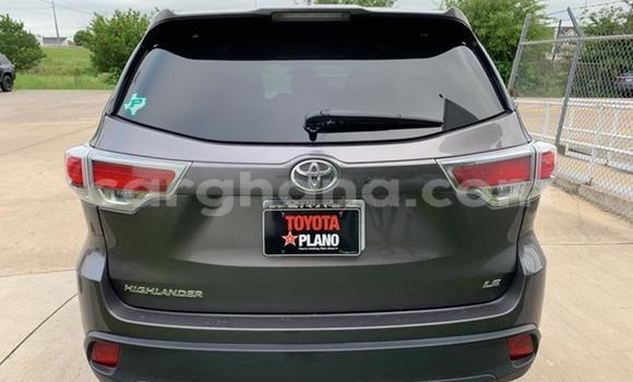 Ra Àlòkù Toyota Highlander Alagara Ọkọ̀ in Accra ni Greater Accra Ra Àlòkù Toyota Highlander Alagara Ọkọ̀ in Accra ni Greater Accra