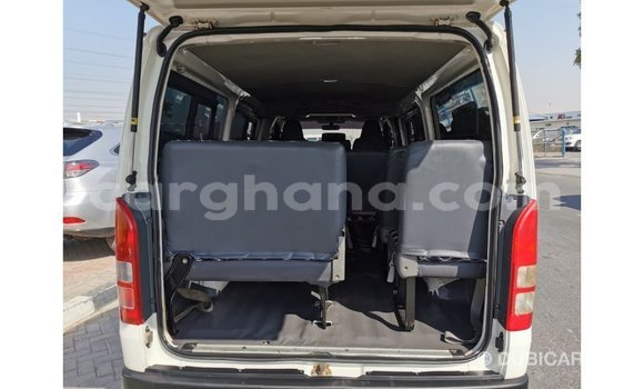 Ra Imported Toyota Hiace funfun Ọkọ̀ in Import - Dubai ni Ashanti Ra Imported Toyota Hiace funfun Ọkọ̀ in Import - Dubai ni Ashanti