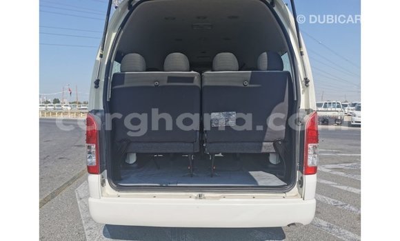 Sayi Imported Toyota Hiace White Mota in Import - Dubai a Ashanti Sayi Imported Toyota Hiace White Mota in Import - Dubai a Ashanti