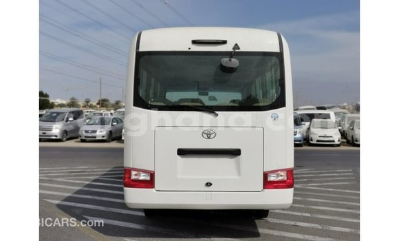 Sayi Imported Toyota Coaster White Mota in Import - Dubai a Ashanti Sayi Imported Toyota Coaster White Mota in Import - Dubai a Ashanti