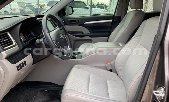 Ra Àlòkù Toyota Highlander Alagara Ọkọ̀ in Accra ni Greater Accra Ra Àlòkù Toyota Highlander Alagara Ọkọ̀ in Accra ni Greater Accra
