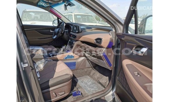 Ra Imported Hyundai Santa Fe Miiran Ọkọ̀ in Import - Dubai ni Ashanti Ra Imported Hyundai Santa Fe Miiran Ọkọ̀ in Import - Dubai ni Ashanti