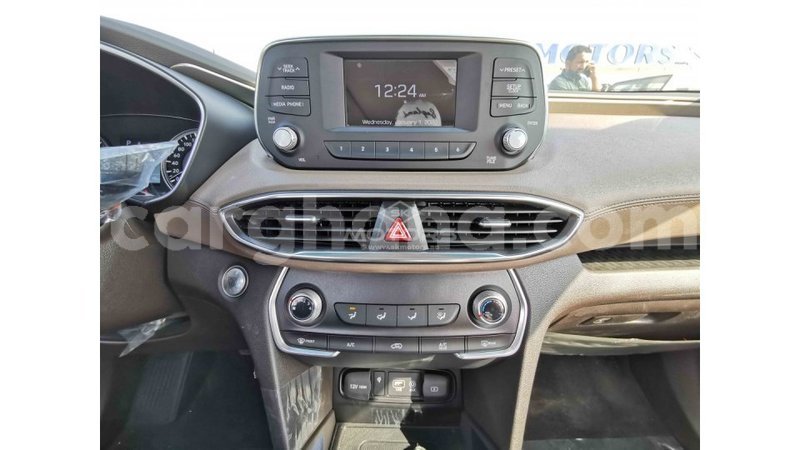 Big with watermark hyundai santa fe ashanti import dubai 17874