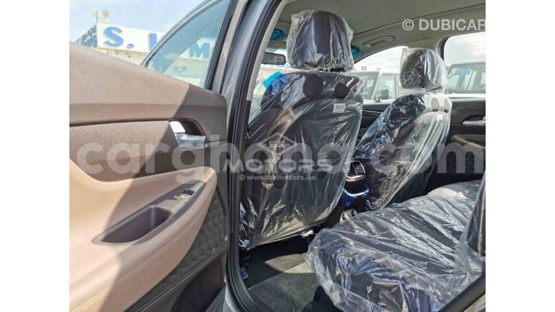 Big with watermark hyundai santa fe ashanti import dubai 17874