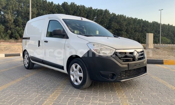 Buy Import Renault 6 White Car in Import - Dubai in Ashanti Buy Import Renault 6 White Car in Import - Dubai in Ashanti