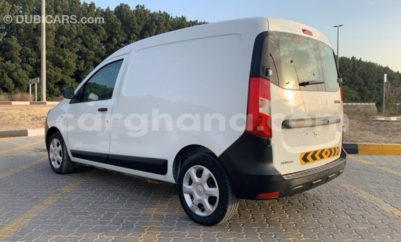 Buy Import Renault 6 White Car in Import - Dubai in Ashanti Buy Import Renault 6 White Car in Import - Dubai in Ashanti