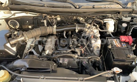 Sayi Imported Mitsubishi L200 White Mota in Import - Dubai a Ashanti Sayi Imported Mitsubishi L200 White Mota in Import - Dubai a Ashanti