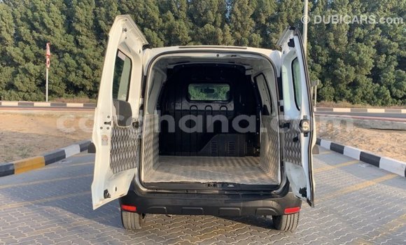 Buy Import Renault 6 White Car in Import - Dubai in Ashanti Buy Import Renault 6 White Car in Import - Dubai in Ashanti