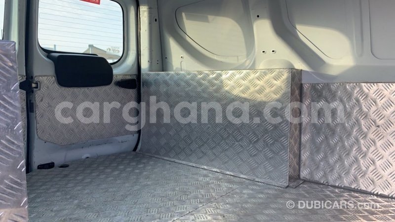 Big with watermark renault 6 ashanti import dubai 17877