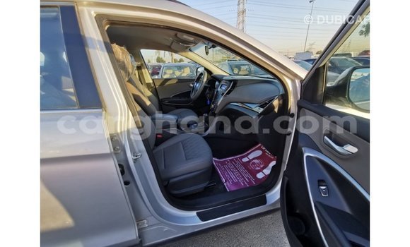 Buy Import Hyundai Santa Fe Other Car in Import - Dubai in Ashanti Buy Import Hyundai Santa Fe Other Car in Import - Dubai in Ashanti