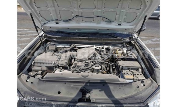 Ra Imported Toyota Prado funfun Ọkọ̀ in Import - Dubai ni Ashanti Ra Imported Toyota Prado funfun Ọkọ̀ in Import - Dubai ni Ashanti