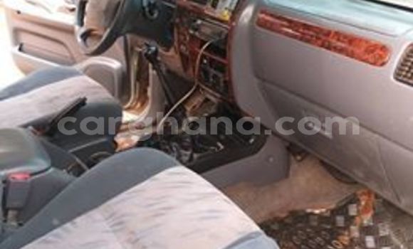 Sayi Na hannu Toyota Land Cruiser Prado Azurfa Mota in Accra a Greater Accra Sayi Na hannu Toyota Land Cruiser Prado Azurfa Mota in Accra a Greater Accra