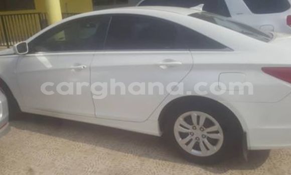 Sayi Na hannu Hyundai Sonata White Mota in Accra a Greater Accra Sayi Na hannu Hyundai Sonata White Mota in Accra a Greater Accra
