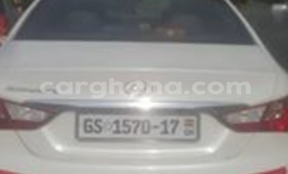 Sayi Na hannu Hyundai Sonata White Mota in Accra a Greater Accra Sayi Na hannu Hyundai Sonata White Mota in Accra a Greater Accra