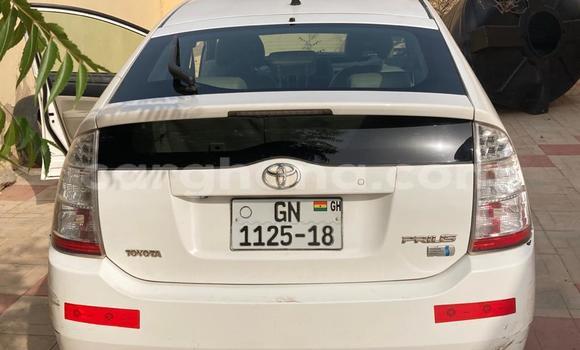 Buy Used Toyota Prius White Car in Accra in Greater Accra Buy Used Toyota Prius White Car in Accra in Greater Accra