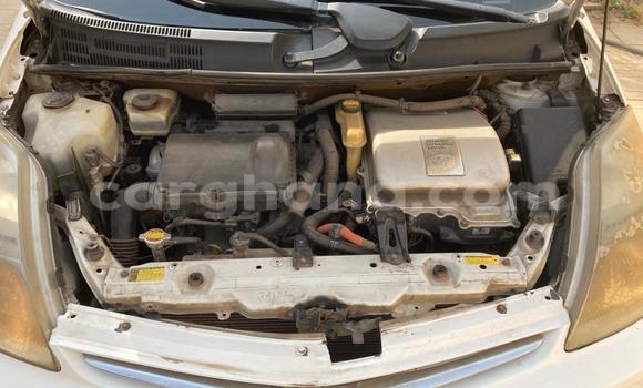 Buy Used Toyota Prius White Car in Accra in Greater Accra Buy Used Toyota Prius White Car in Accra in Greater Accra