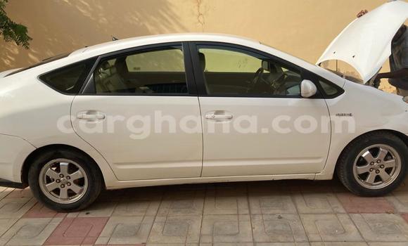 Buy Used Toyota Prius White Car in Accra in Greater Accra Buy Used Toyota Prius White Car in Accra in Greater Accra