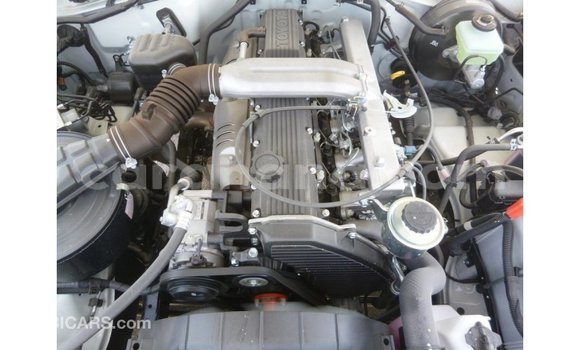 Buy Import Toyota Land Cruiser White Car in Import - Dubai in Ashanti Buy Import Toyota Land Cruiser White Car in Import - Dubai in Ashanti