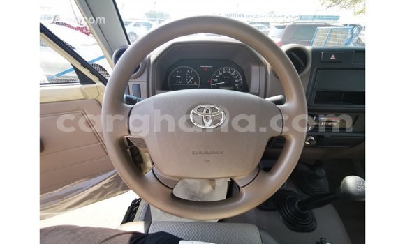Ra Imported Toyota Land Cruiser Alagara Ọkọ̀ in Import - Dubai ni Ashanti Ra Imported Toyota Land Cruiser Alagara Ọkọ̀ in Import - Dubai ni Ashanti