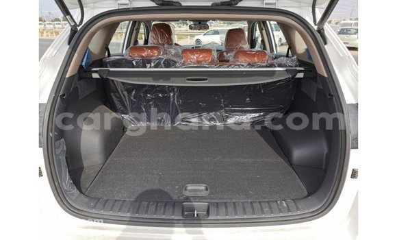 Ra Imported Hyundai Tucson funfun Ọkọ̀ in Import - Dubai ni Ashanti Ra Imported Hyundai Tucson funfun Ọkọ̀ in Import - Dubai ni Ashanti