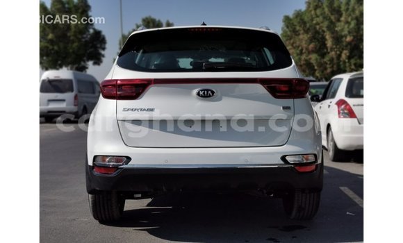 Buy Import Kia Sportage White Car in Import - Dubai in Ashanti Buy Import Kia Sportage White Car in Import - Dubai in Ashanti
