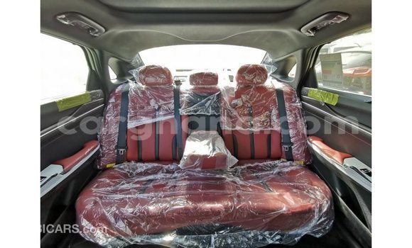 Ra Imported Kia K5 funfun Ọkọ̀ in Import - Dubai ni Ashanti Ra Imported Kia K5 funfun Ọkọ̀ in Import - Dubai ni Ashanti