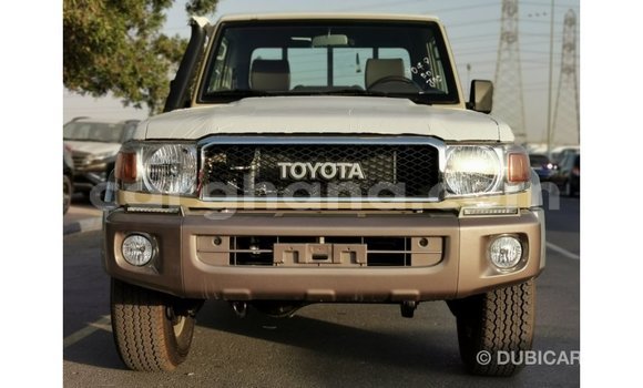Buy Import Toyota Land Cruiser Beige Car in Import - Dubai in Ashanti Buy Import Toyota Land Cruiser Beige Car in Import - Dubai in Ashanti
