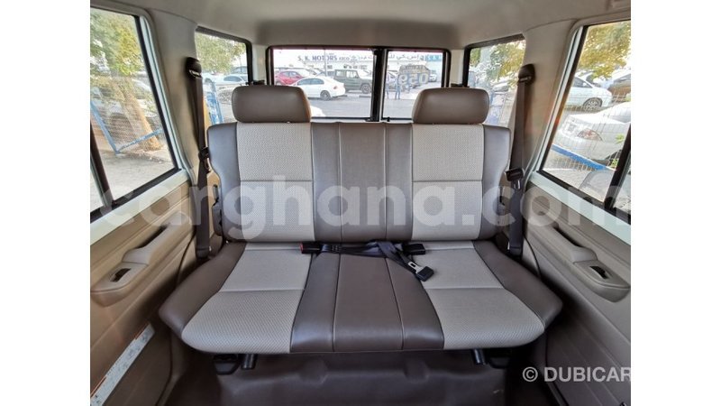 Big with watermark toyota land cruiser ashanti import dubai 17976