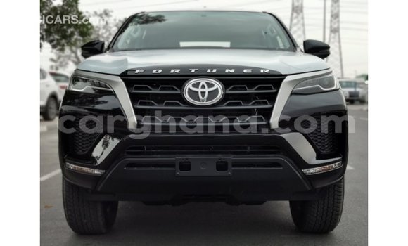 Buy Import Toyota Fortuner Black Car in Import - Dubai in Ashanti Buy Import Toyota Fortuner Black Car in Import - Dubai in Ashanti