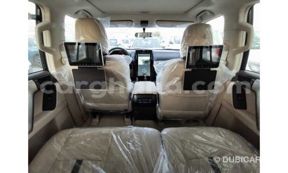 Buy Import Toyota Prado White Car in Import - Dubai in Ashanti Buy Import Toyota Prado White Car in Import - Dubai in Ashanti