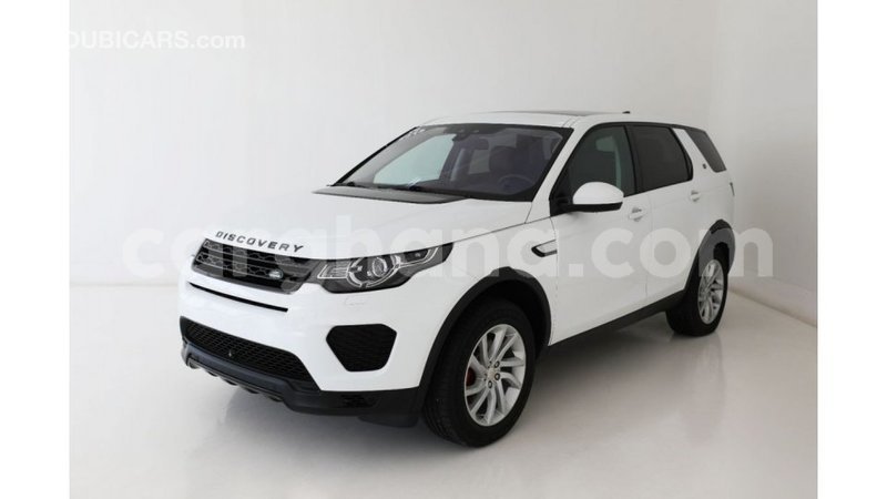 Big with watermark land rover discovery ashanti import dubai 17984