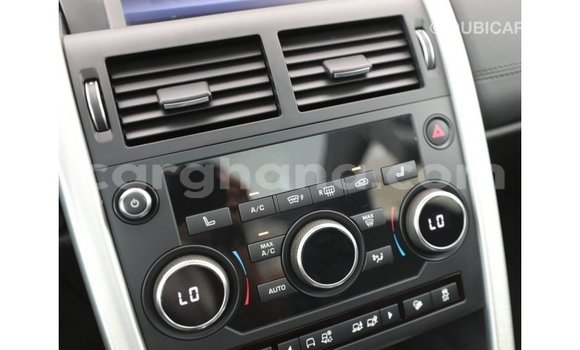 Sayi Imported Land Rover Discovery White Mota in Import - Dubai a Ashanti Sayi Imported Land Rover Discovery White Mota in Import - Dubai a Ashanti