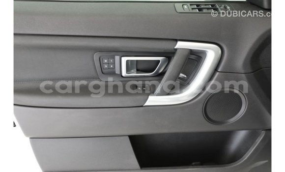 Sayi Imported Land Rover Discovery White Mota in Import - Dubai a Ashanti Sayi Imported Land Rover Discovery White Mota in Import - Dubai a Ashanti