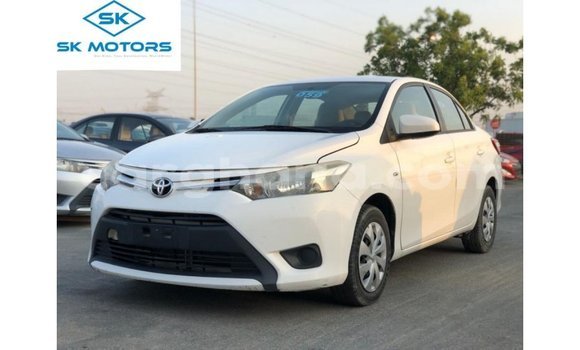 Ra Imported Toyota Yaris funfun Ọkọ̀ in Import - Dubai ni Ashanti Ra Imported Toyota Yaris funfun Ọkọ̀ in Import - Dubai ni Ashanti