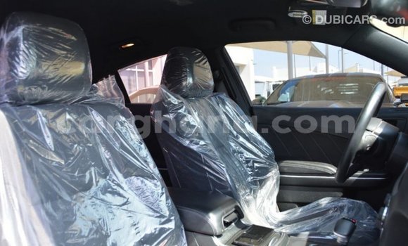 Ra Imported Dodge Charger funfun Ọkọ̀ in Import - Dubai ni Ashanti Ra Imported Dodge Charger funfun Ọkọ̀ in Import - Dubai ni Ashanti