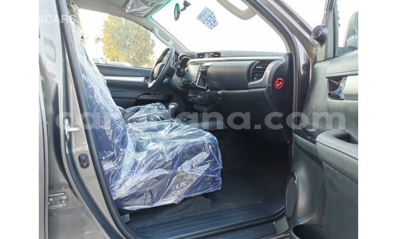 Sayi Imported Toyota Hilux Green Mota in Import - Dubai a Ashanti Sayi Imported Toyota Hilux Green Mota in Import - Dubai a Ashanti