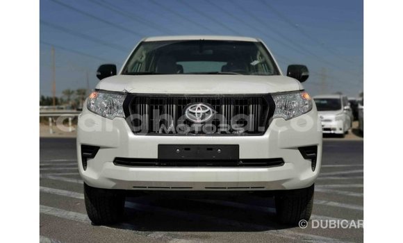 Sayi Imported Toyota Prado White Mota in Import - Dubai a Ashanti Sayi Imported Toyota Prado White Mota in Import - Dubai a Ashanti