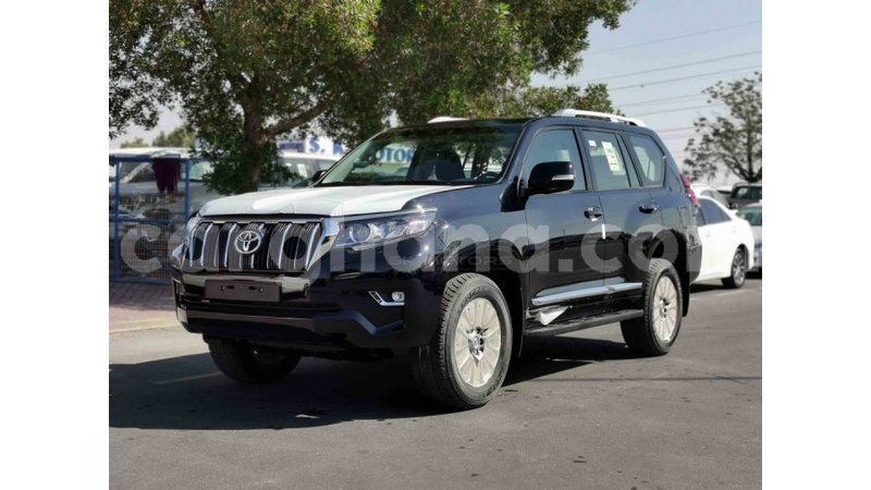 Big with watermark toyota prado ashanti import dubai 18058